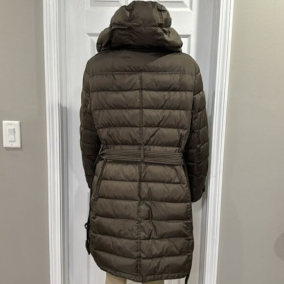 BURBERRY BRIT WINTERLEIGH DOWN COAT. DARK OLIVE - Picture 3 of 16